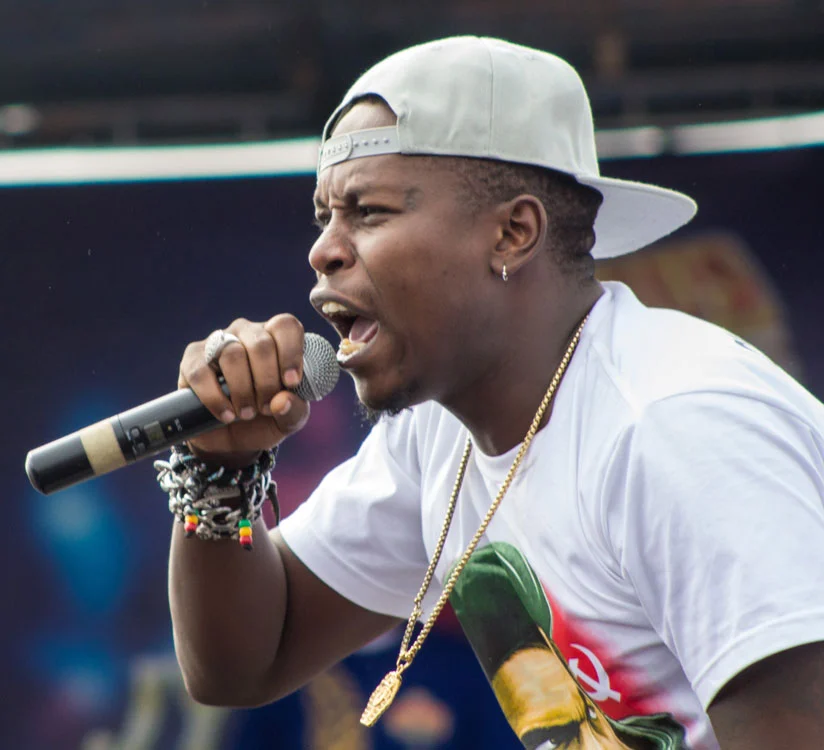 Bull Dogg yatangiye gusohora indirimbo zigize album ye yise “Impeshyi 15”