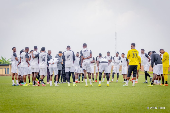 APR FC yuteguye Rayon Sports ititaye ku bakinnyi karundura imaze iminsi imanura