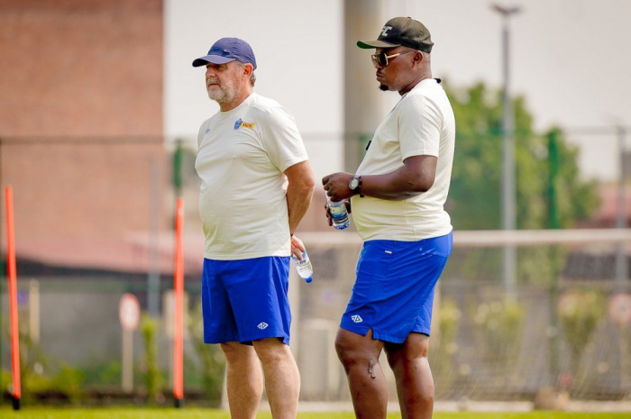 Mu gihe yitegura guhura n’ikipe y’Ingabo z’Igihugu, umutoza wa Rayon Sports yashimagije abakinnyi be agaragaza ko anyuzwe nabo