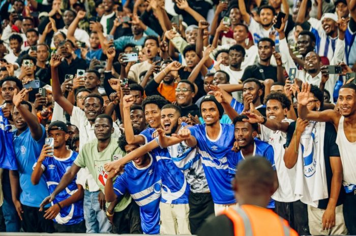 Abakunzi ba Al Hilal baraye mu kinyenga nyuma y’uko ikipe yabo ibahereye ibyishimo bisendereye i Kigali igatsinda Mamelodi Sundowns