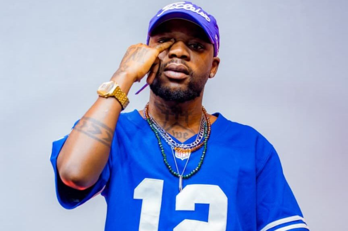 Yampano akomeje kunyura mu bihe bigoye nyuma yo kugaragara mu mashusho atera akabariro