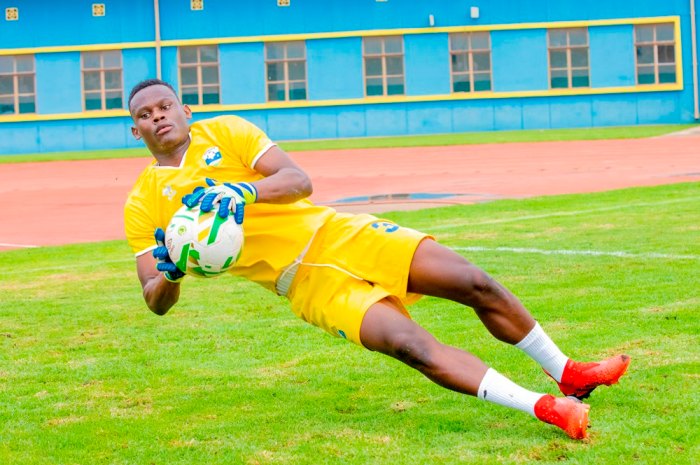 Umunyezamu wa APR FC agiye kumara amezi 3 adakandagira ku kibuga nyuma y’ibyamubayeho ubwo bakinaga na Gasogi United