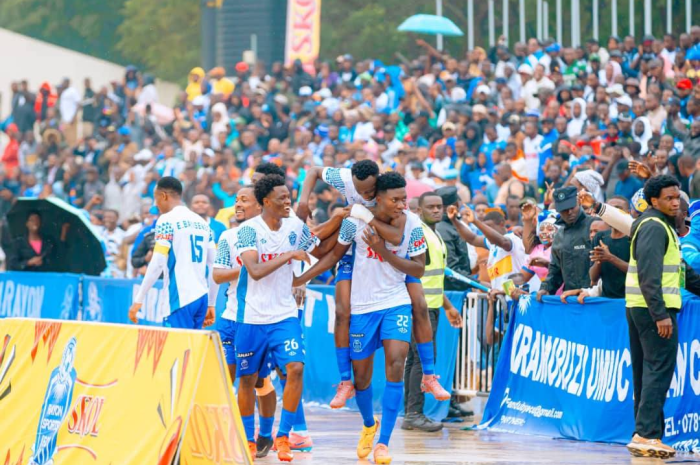 Rayon Sports yatsinze Mukura VS yicuma ku rutonde rwa Shampiyona y’u Rwanda