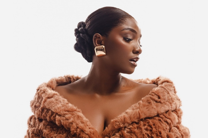 Abasambanya abana n’abakobwa bakwiye gucibwa ubugabo no gutwikwa– Umuhanzikazi Simi yatabaje