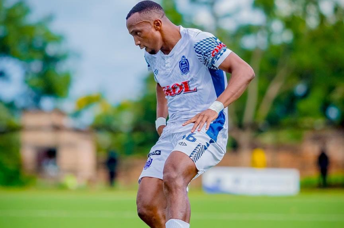 Rayon Sports yongeye kubona umusingi! Ganijuru Elie yagarutse mu bihe bye byiza avuga kuri APR FC