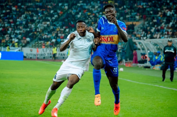 Imbuga nkoranyambaga zirimo gushya! Rayon Sports na APR FC batangiye guhangana mbere y’umukino