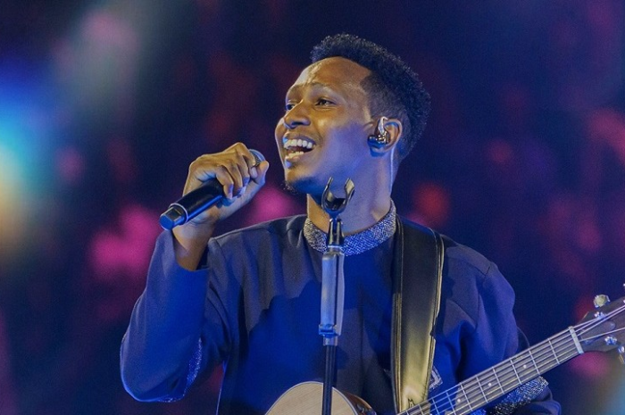 Nyuma y’igihe kinini, Israel Mbonyi agarutse gutaramira abakunzi be b’i Burayi