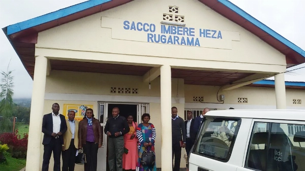 Inkuru nshya! SACCO zose mu Rwanda zizatangira Internet Banking mu Ukuboza k’uyu mwaka