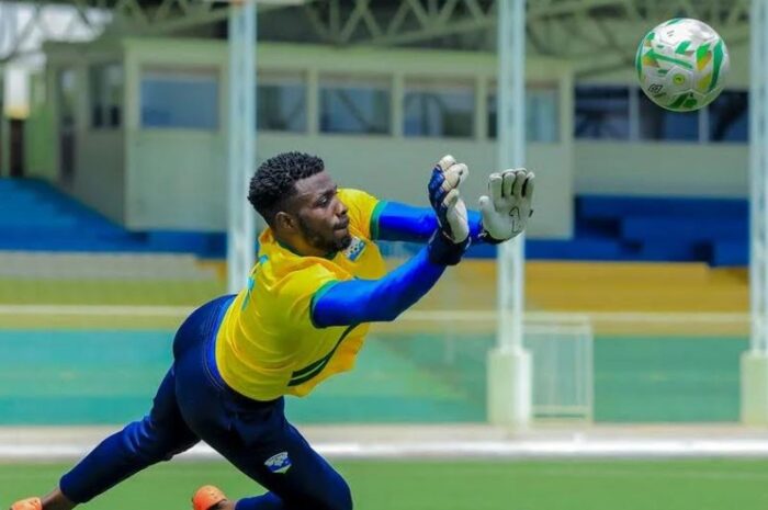 Intambara irakomeje! Nyuma ya penaliti itavugwaho rumwe, Kwizera Olivier atangaje icyifuzo gikomeye kuri APR FC