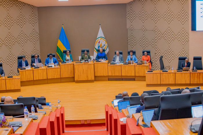 Itegeko rishya ku mafaranga ya internet ryatowe! Abaryaga abaturage bagiye kubiryozwa